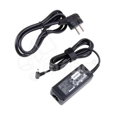 Блок питания (сетевой адаптер) для ноутбука Asus 19V, 2,1A, 40W (2,5×0,7)